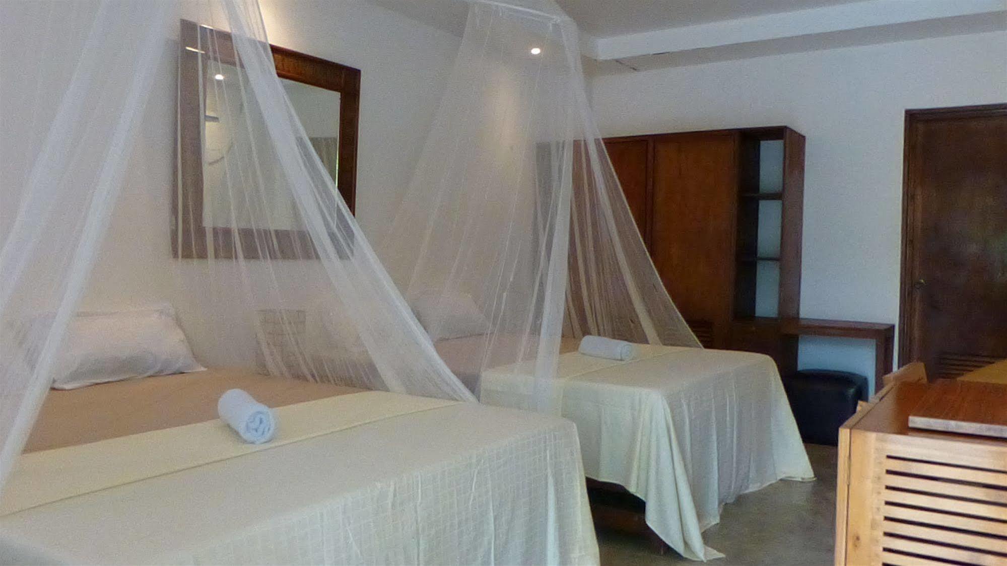 Talima Beach Villas & Dive Resort Cebu Stadt Exterior foto